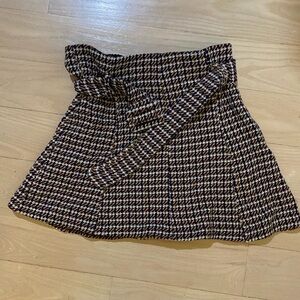 Pattern, plaid mini skirt!